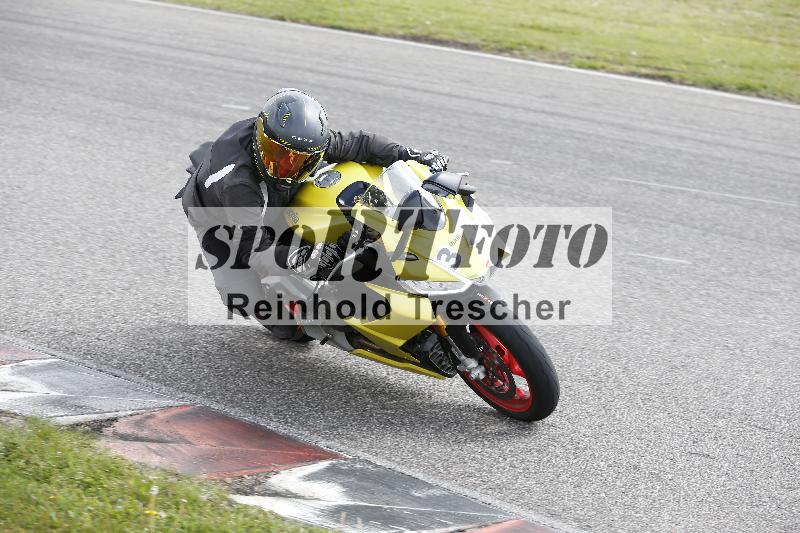 Archiv-2025/10 23.04.2025 Cornu Master School ADR/gruen-vert/32